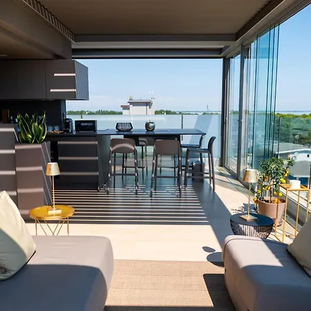 Attico Esclusivo A 300m Dal Mare *